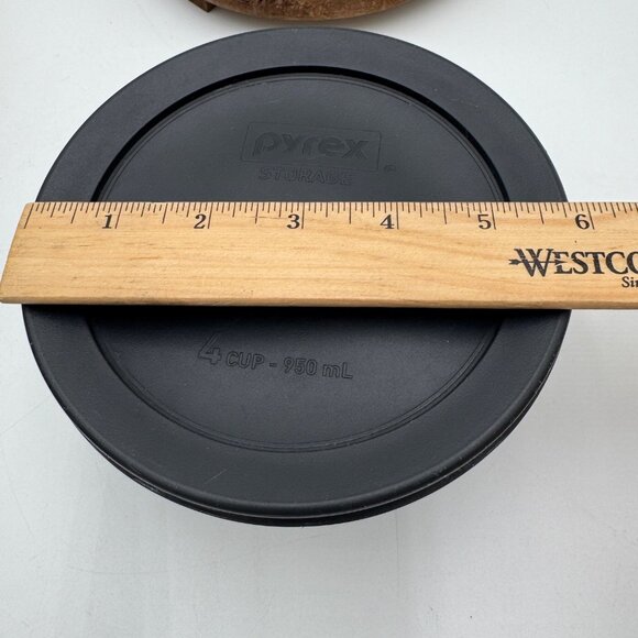 PYREX 4 Cup HALLOWEEN Storage Bowl three rows of ghost black lid - Picture 15 of 15